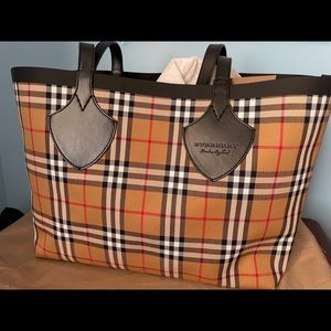 Burberry Medium Giant Reversible Tote